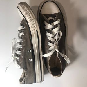 Grey Low Top Converse